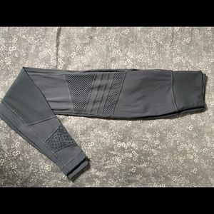 Lululemon leggings size 2